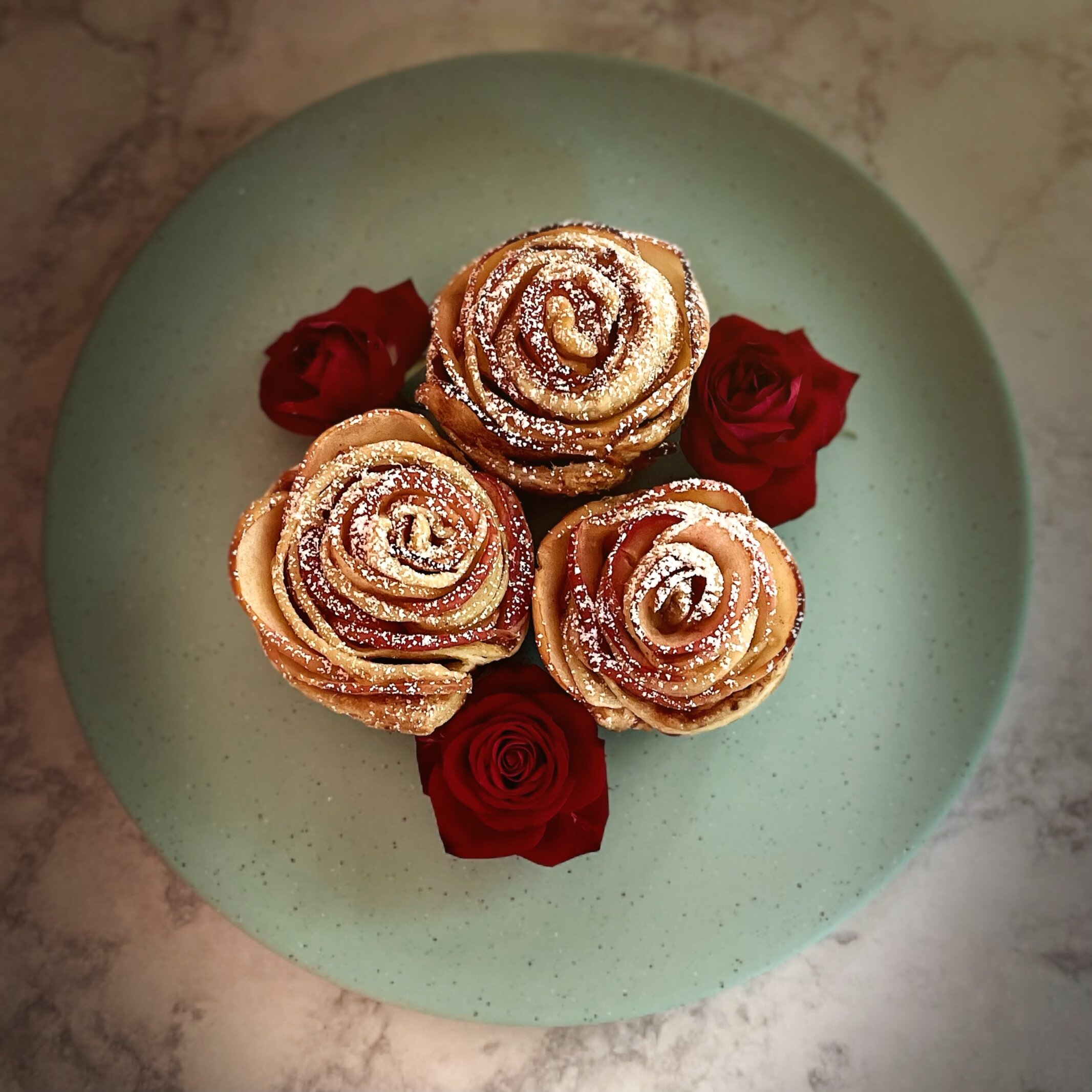 Apple Rose Puffs