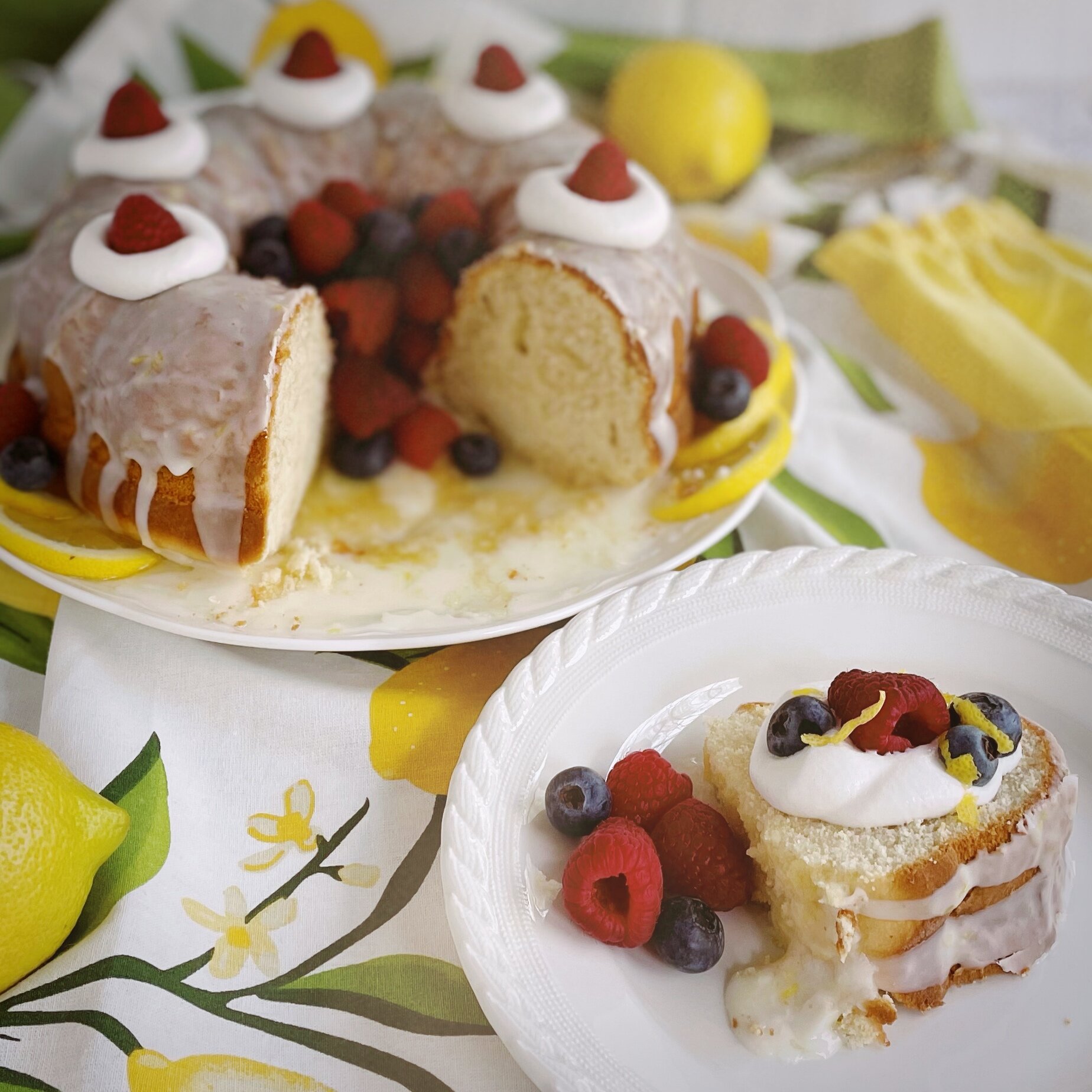 Lemon Picnic Cake