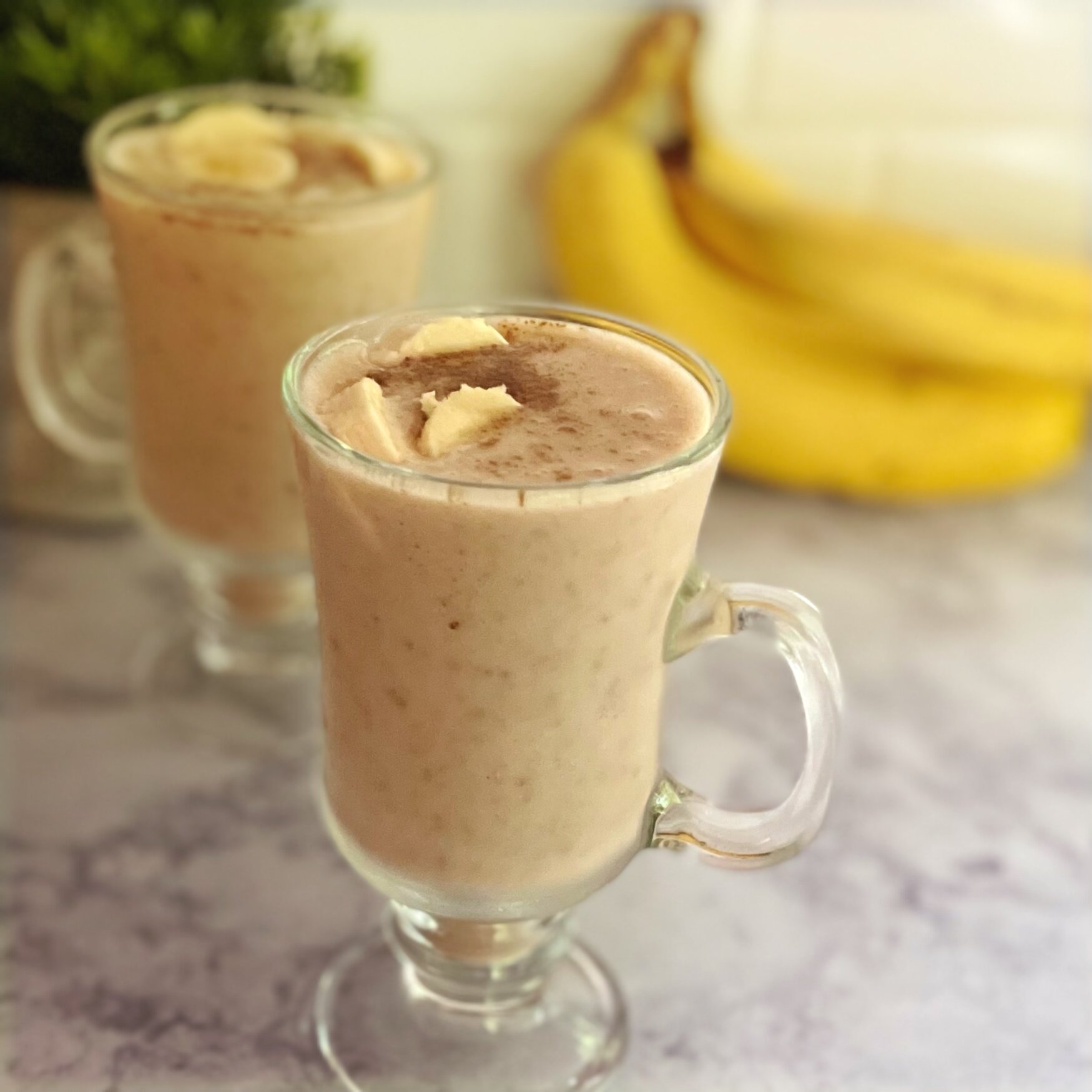 Banana Date Energizer Smoothie