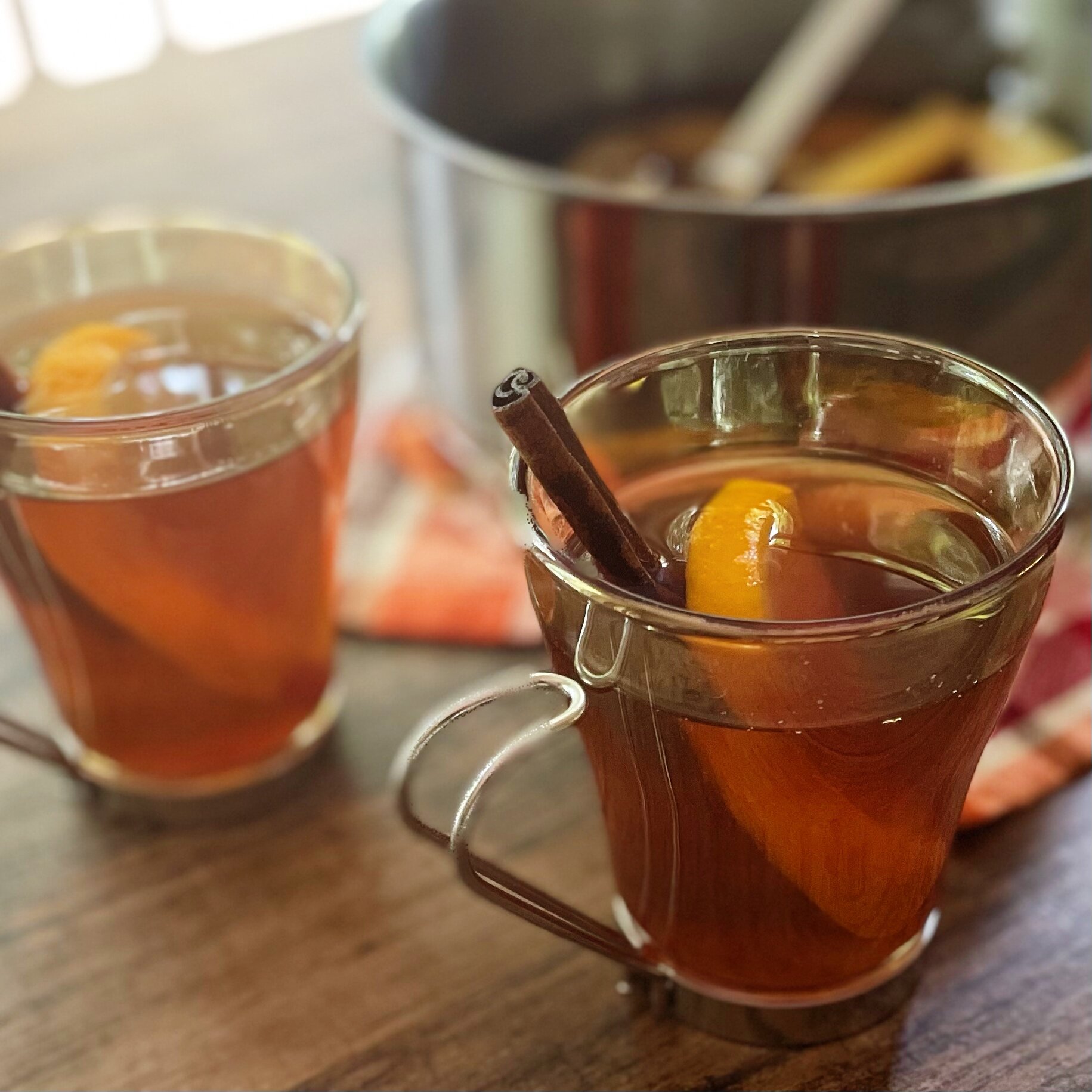 Easy Hot Apple Cider