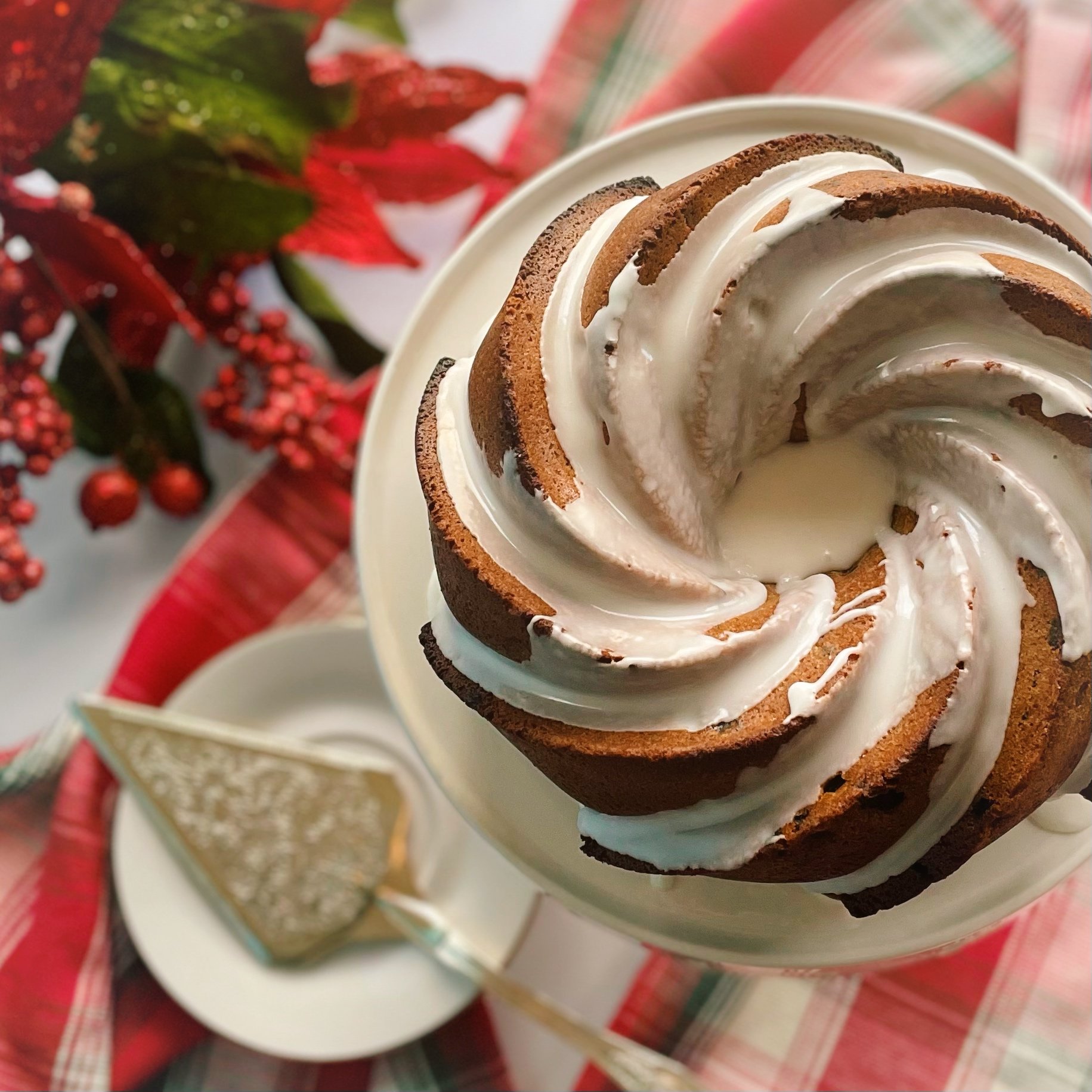 Applesauce Rum Raisin Bundt Cake