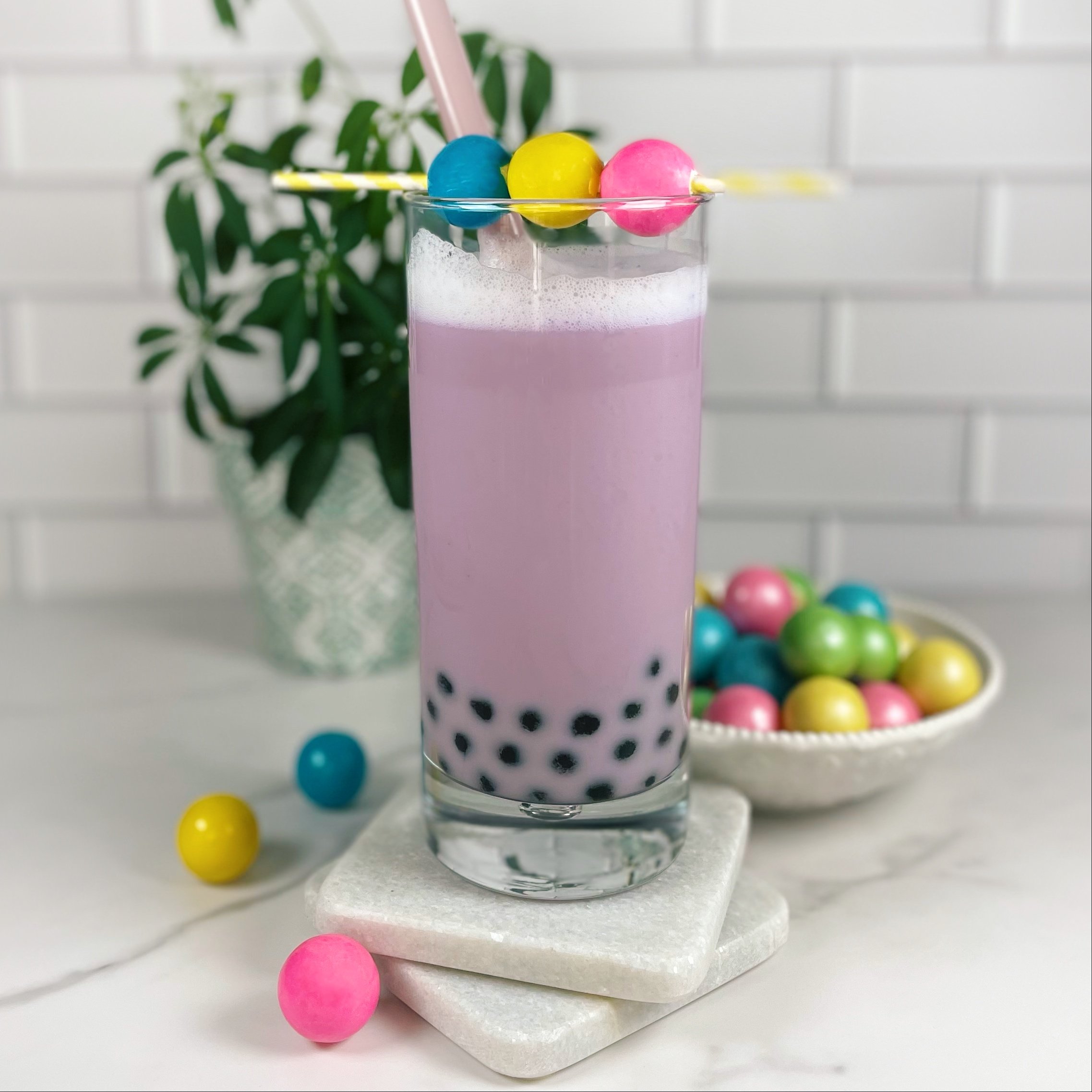 Bubblegum Hibiscus Boba Tea (Bubble Tea)