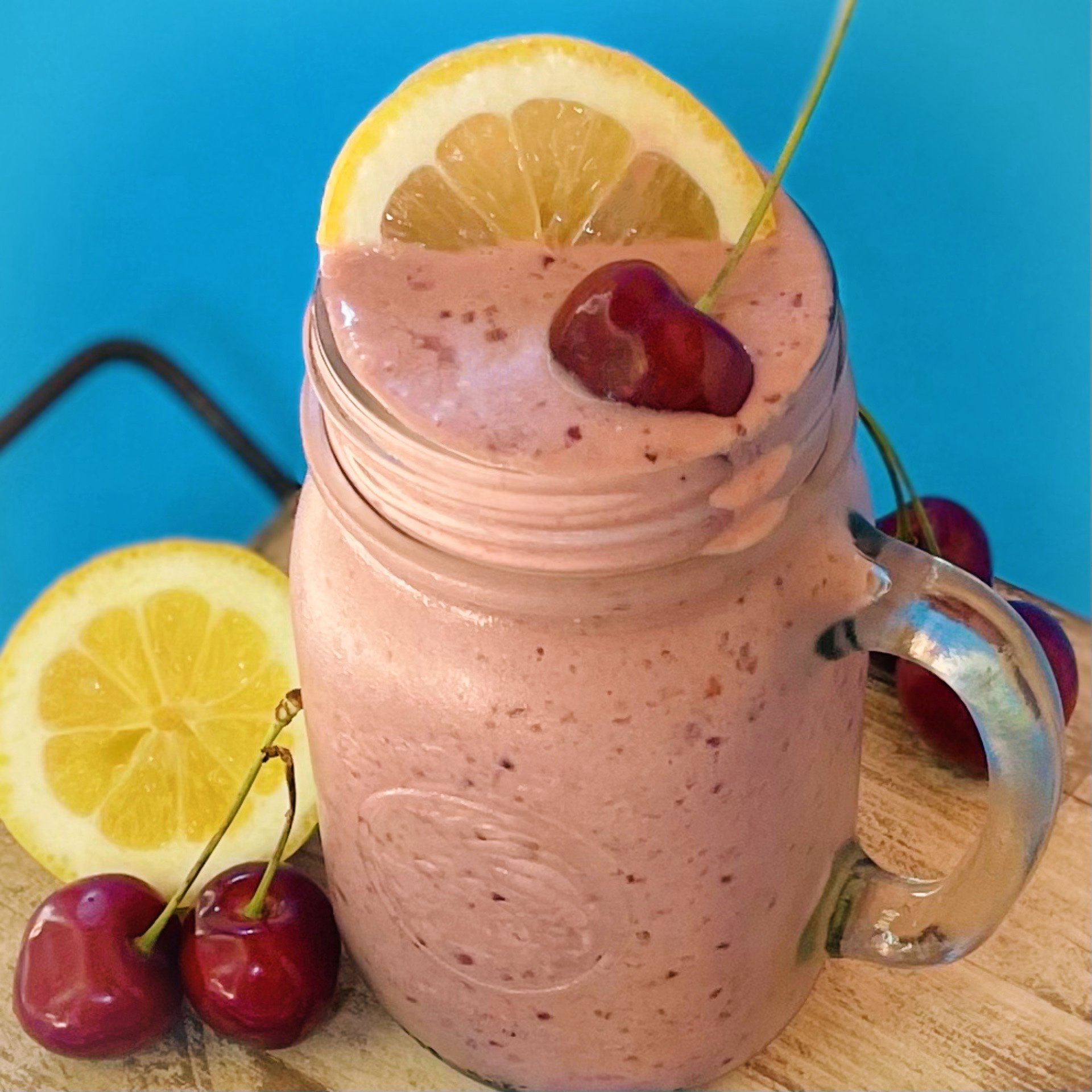 Health benefits of cherry lemon smoothie.